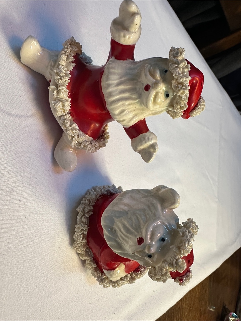 Vintage “spaghetti trim” style Santa salt and pepper set